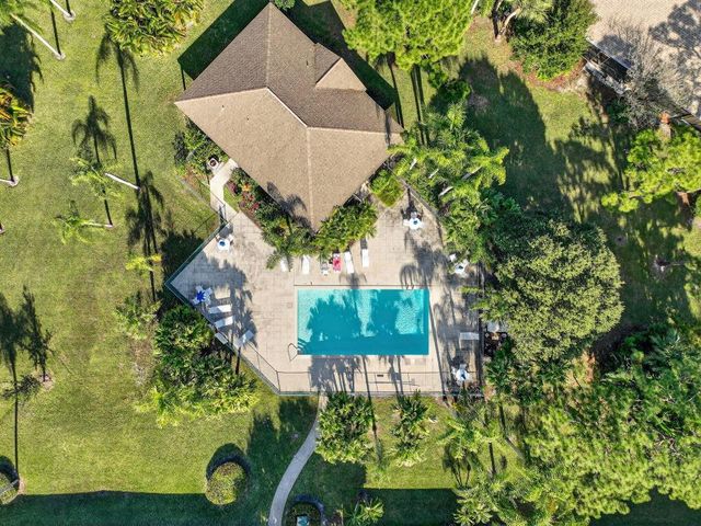 6184 SE Georgetown Place, Hobe Sound, FL 33455
