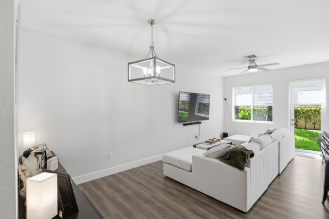 21482 NW 14th Court 21482, Miami Gardens, FL 33169