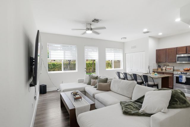 21482 NW 14th Court 21482, Miami Gardens, FL 33169