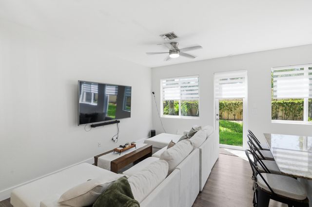 21482 NW 14th Court 21482, Miami Gardens, FL 33169