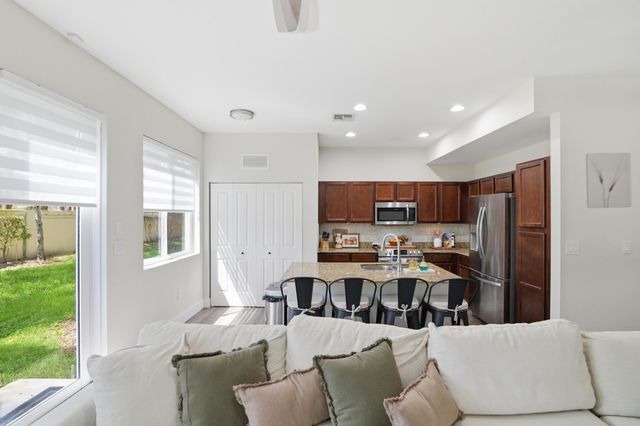 21482 NW 14th Court 21482, Miami Gardens, FL 33169