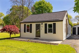 2830 Deland Road, Waterford Charter Township, MI 48329