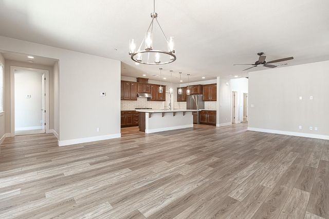 1271 Veteran St, Manteca, CA 95337