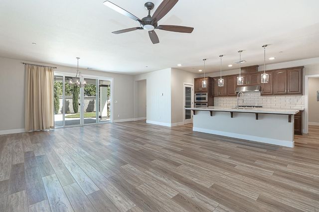 1271 Veteran St, Manteca, CA 95337