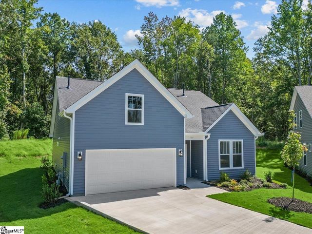 737 Old Magnolia Lane, Woodruff, SC 29388