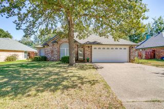 601 Cardinal Ridge Road, Burleson, TX 76028