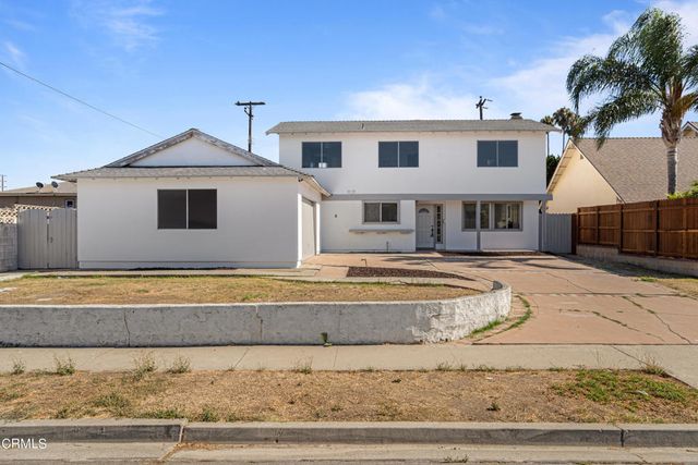 8272 Tiara Street, Ventura, CA 93004