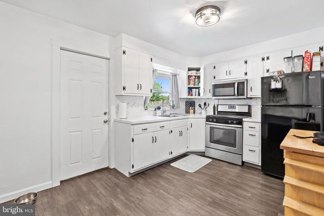 3408 ARTHUR ST, Philadelphia, PA 19136