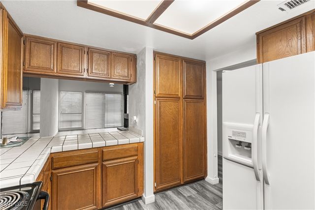 4533 Madreperla Street, Las Vegas, NV 89121