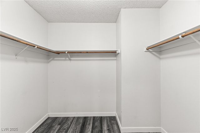 4533 Madreperla Street, Las Vegas, NV 89121