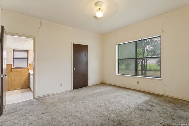 12703 MIDDLE LN, San Antonio, TX 78217