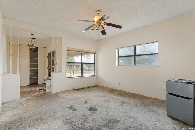 12703 MIDDLE LN, San Antonio, TX 78217