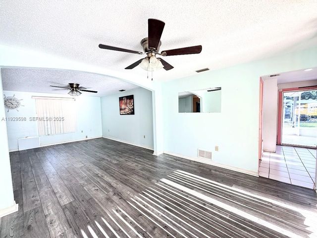 156 Francis Dr NE, Port Charlotte, FL 33395