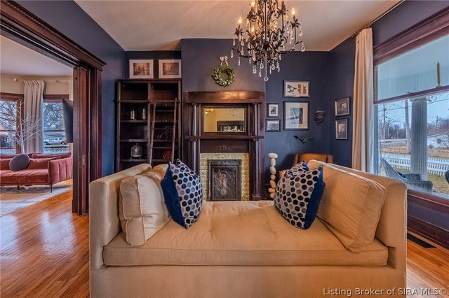 912 Main Street, Memphis, IN 47143