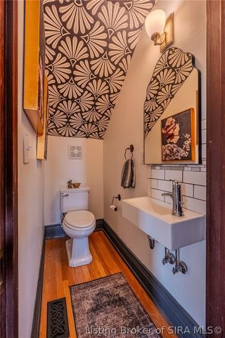 912 Main Street, Memphis, IN 47143