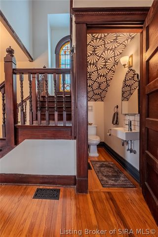 912 Main Street, Memphis, IN 47143