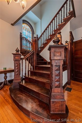 912 Main Street, Memphis, IN 47143