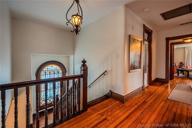 912 Main Street, Memphis, IN 47143