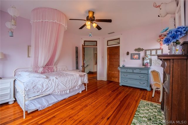 912 Main Street, Memphis, IN 47143