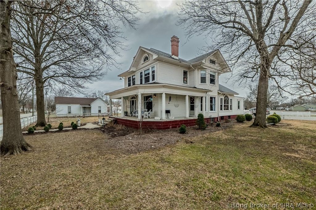 912 Main Street, Memphis, IN 47143