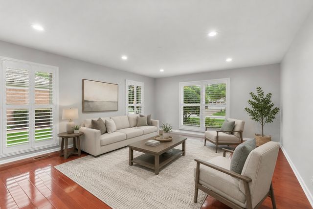 2335 Indian Ridge Drive, Glenview, IL 60026