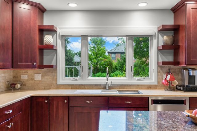 2335 Indian Ridge Drive, Glenview, IL 60026