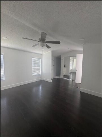 182 Plantation Boulevard, Greenacres, FL 33467