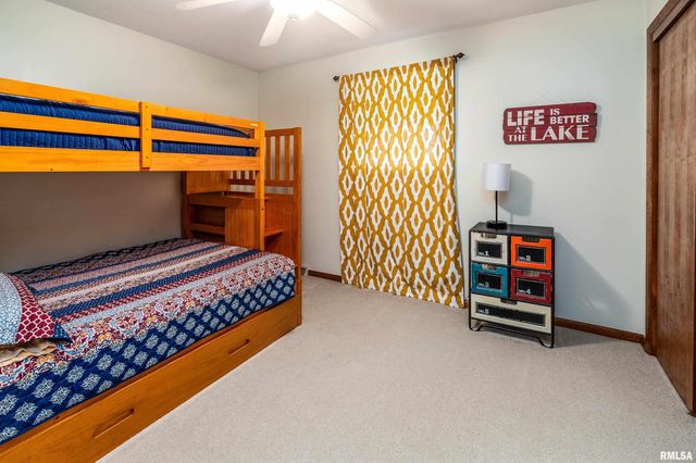 135 OAK Circle, Goreville, IL 62939