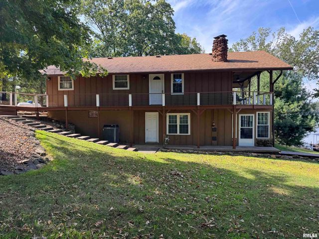 135 OAK Circle, Goreville, IL 62939