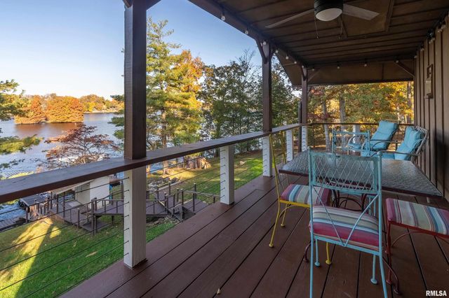 135 OAK Circle, Goreville, IL 62939