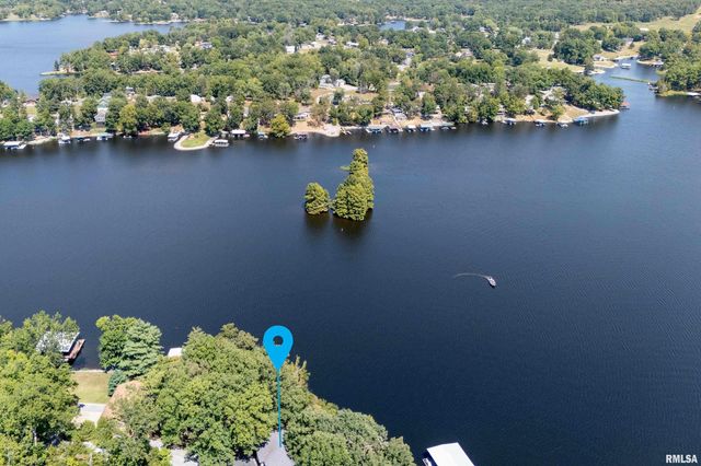 135 OAK Circle, Goreville, IL 62939