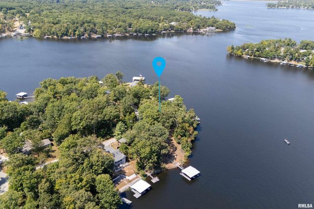 135 OAK Circle, Goreville, IL 62939