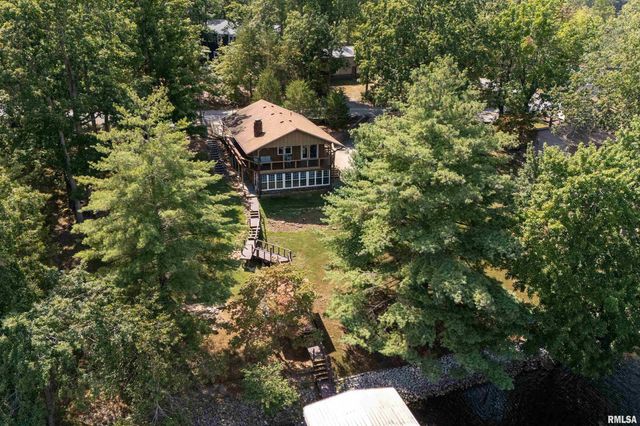 135 OAK Circle, Goreville, IL 62939