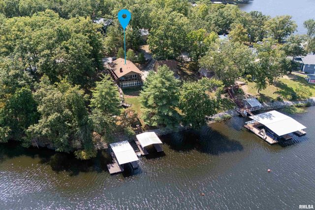 135 OAK Circle, Goreville, IL 62939