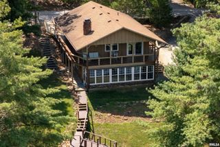 135 OAK Circle, Goreville, IL 62939