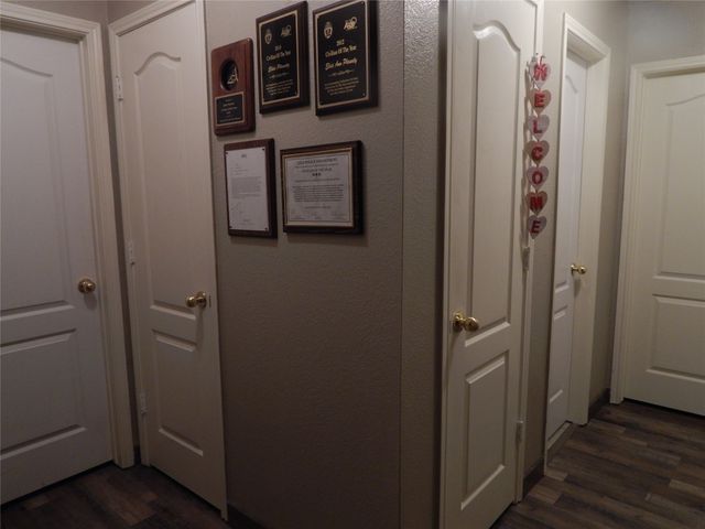 813 Emily Trail, Azle, TX 76020