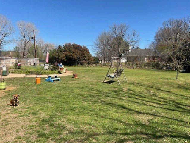 813 Emily Trail, Azle, TX 76020