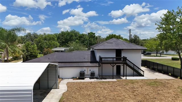 1736 W COUNTRY CLUB, Tampa, FL 33612