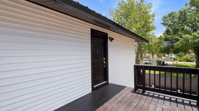 1736 W COUNTRY CLUB, Tampa, FL 33612
