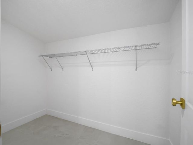 1736 W COUNTRY CLUB, Tampa, FL 33612