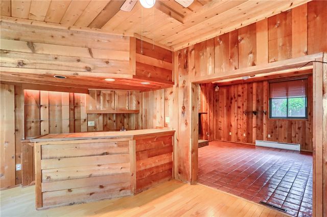 392 Mckinley Rd, Big Beaver, PA 15010