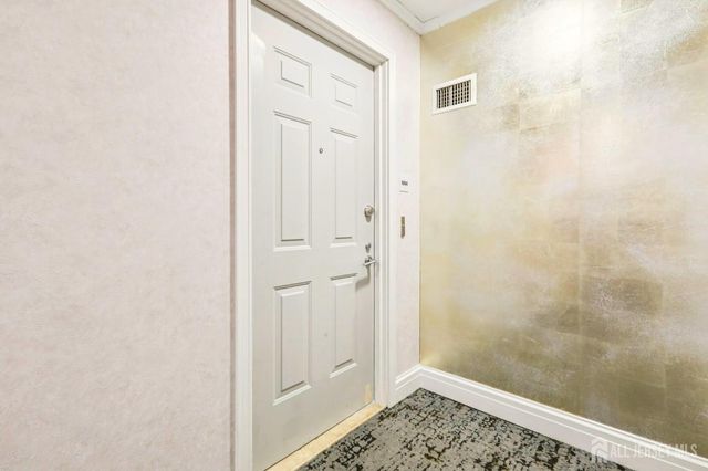 1 Spring Street 1004, New Brunswick, NJ 08901