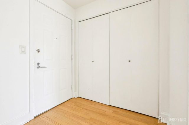 1 Spring Street 1004, New Brunswick, NJ 08901