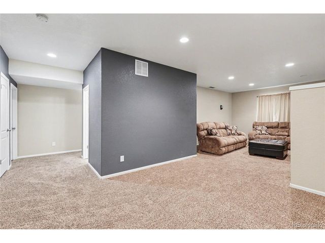 6346 N Espana St, Aurora, CO 80019