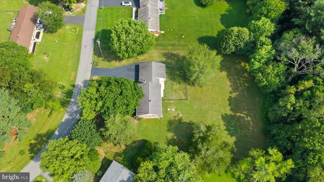 28 LYRIC DR, Newark, DE 19702
