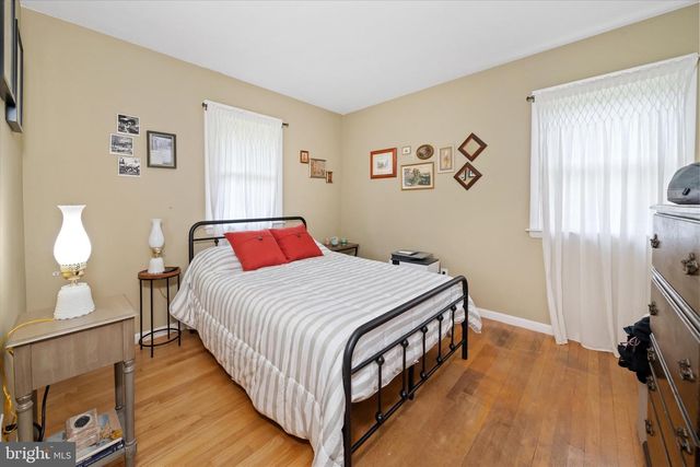 28 LYRIC DR, Newark, DE 19702