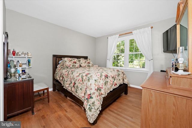 28 LYRIC DR, Newark, DE 19702