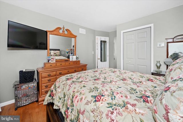 28 LYRIC DR, Newark, DE 19702