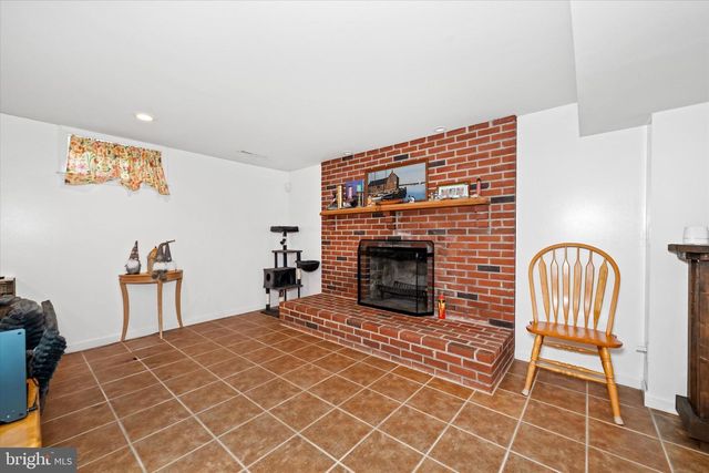 28 LYRIC DR, Newark, DE 19702