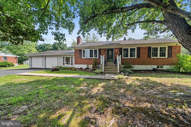 28 LYRIC DR, Newark, DE 19702
